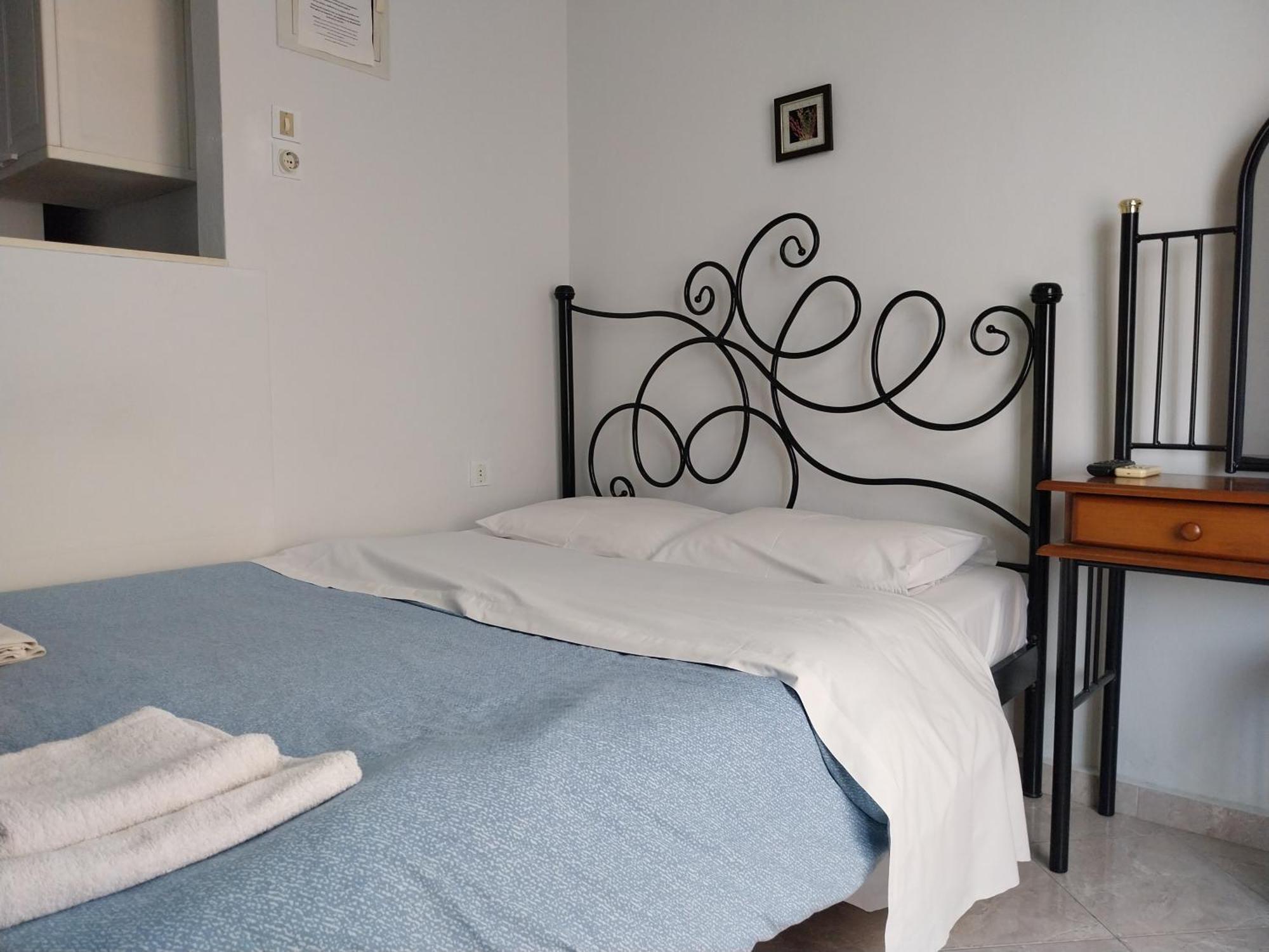 Hermoupoli Rooms Exterior foto